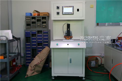 華鑫同創(chuàng)自動化科技 音頻頭自動焊錫機(jī)公司圖片